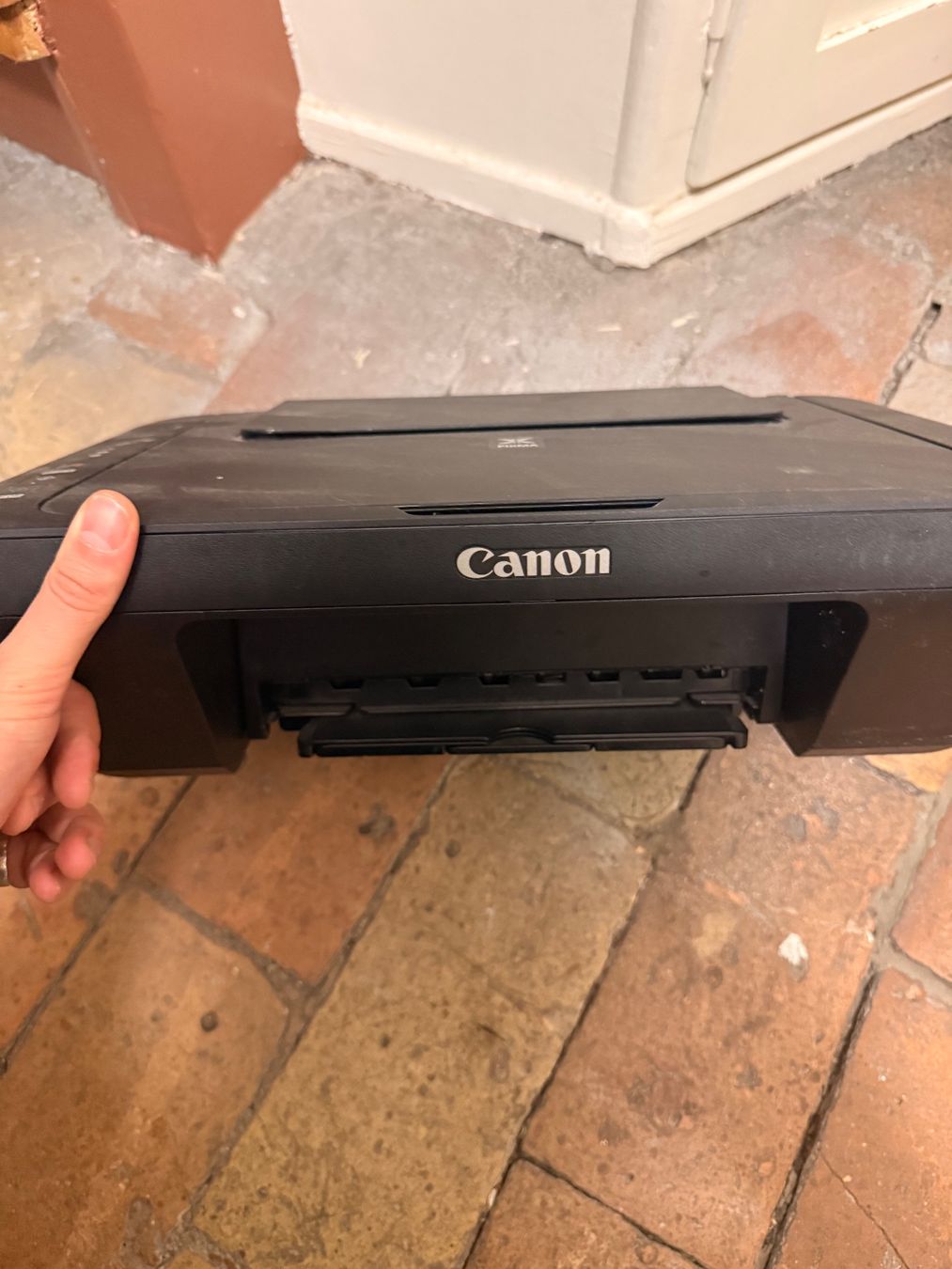 Canon Stampanti: Canon Drucker MG 2550S – Usato da Zürich venduto da Basilou98 1