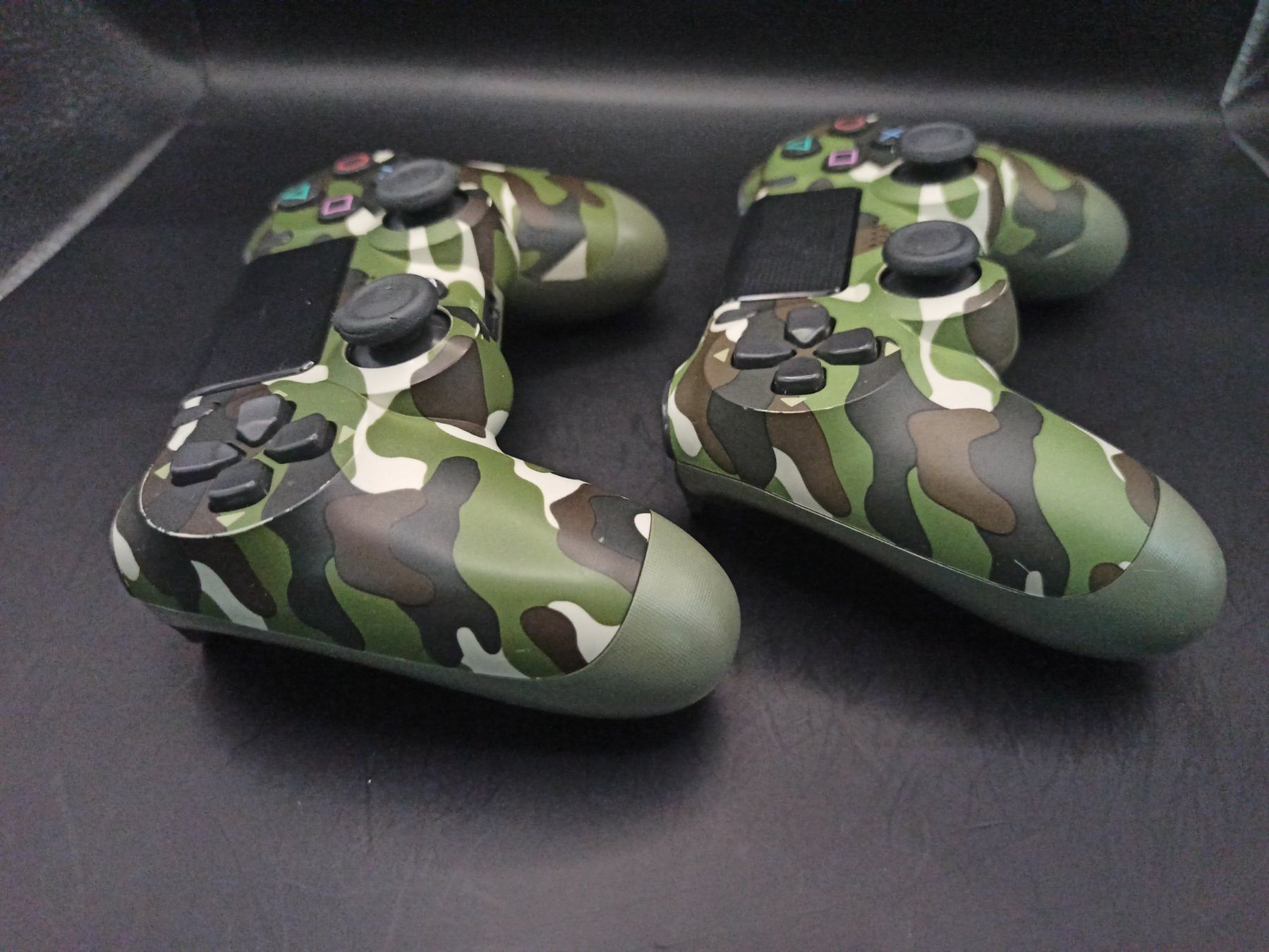 Controller: 2 x Original Controller Sony PS4 Wireless DualShock 4 CAMO – Usato da Oberweningen venduto da mar_87mx 5