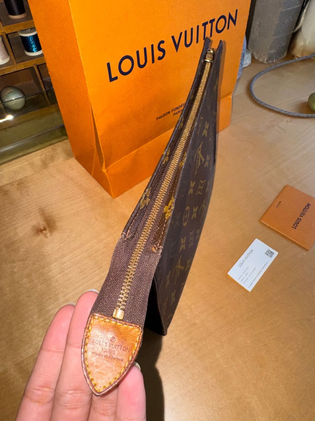 Louis Vuitton Sacs: Louis Vuitton Toiletry Pouch – D'occasion à Buch am Irchel par Pukpan_99 1