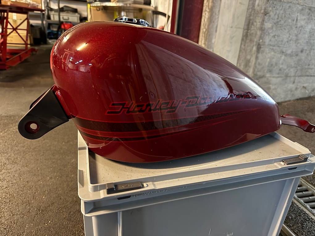 Harley-Davidson Tutti i ricambio per moto: Tank Harley Davidson Forty Eight – Usato da Münsingen venduto da Rop 3