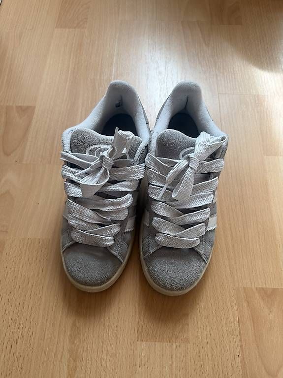 Chaussures hommes: Campus taille 40,5 – D'occasion à Charrat par rom_yv9b