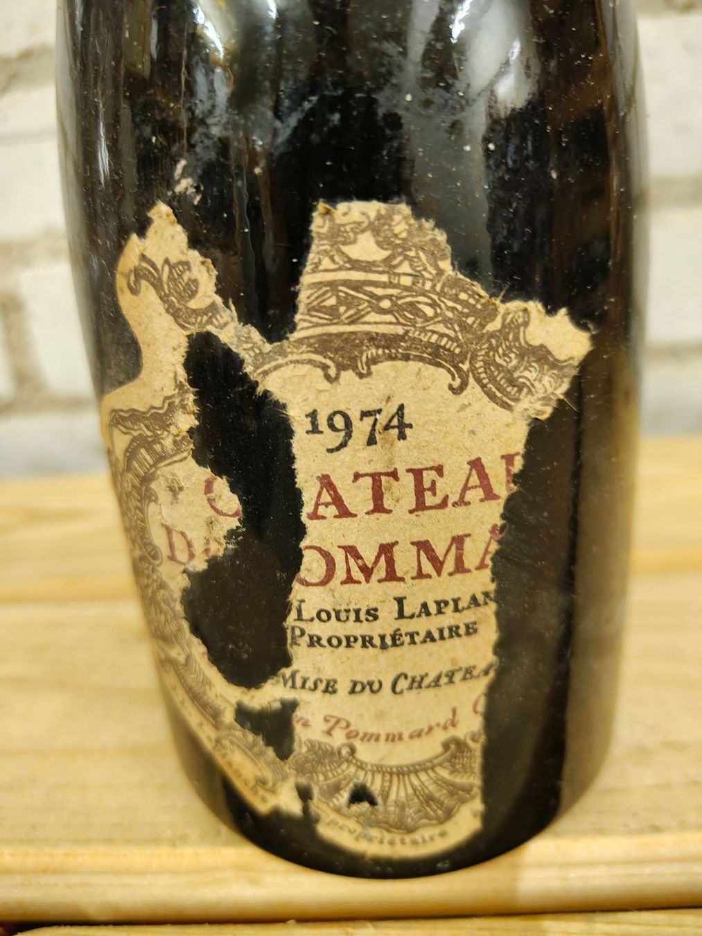 Vino: 1974 Chateau de Pommard – Nuovo (secondo la descrizione) da Münchenstein venduto da wusmarino 3