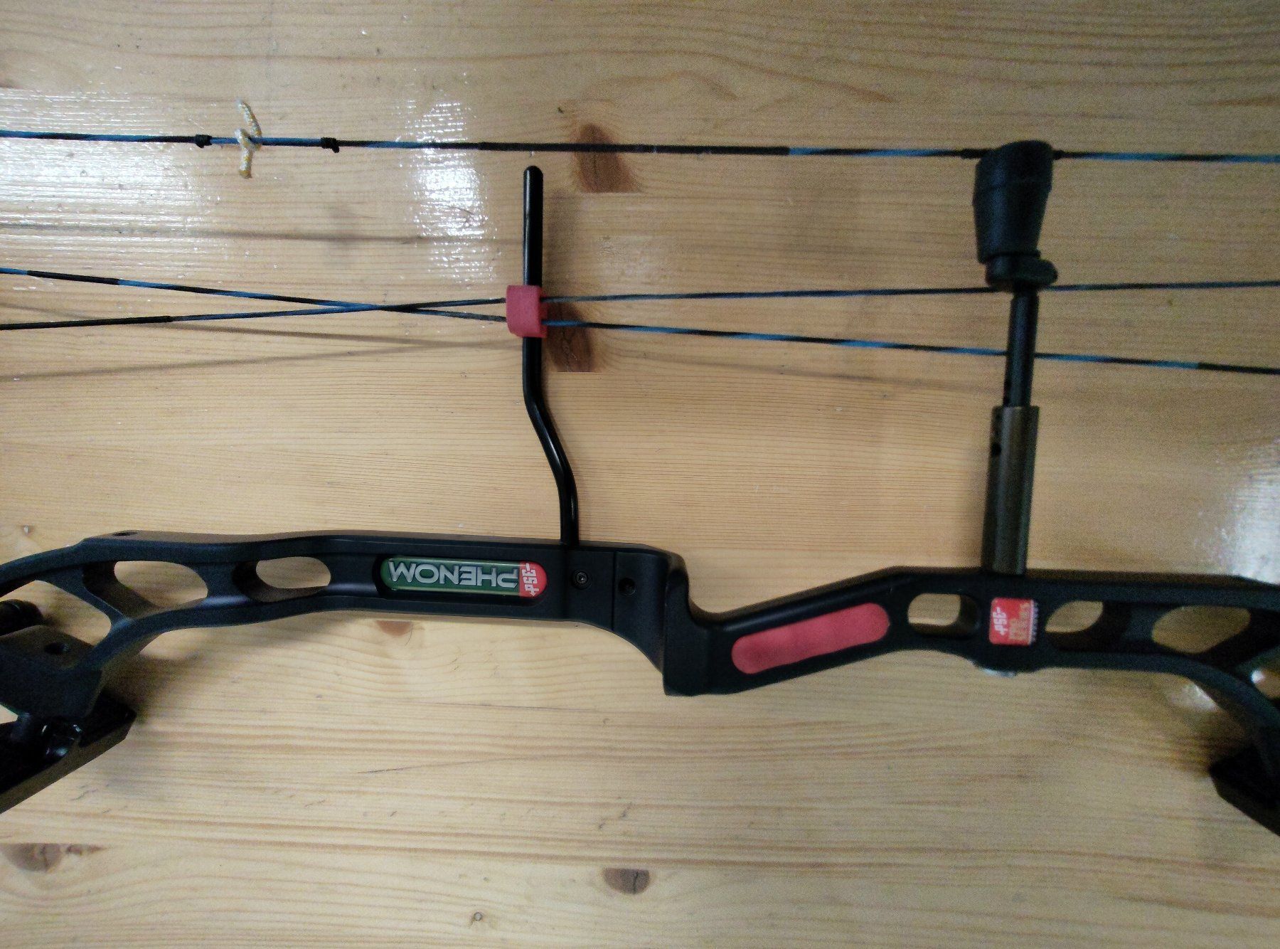 Tiro con l'arco: Compoundbogen PSE «Phenom» (Rechtshand) – Usato da Aarburg venduto da Ildemix 1