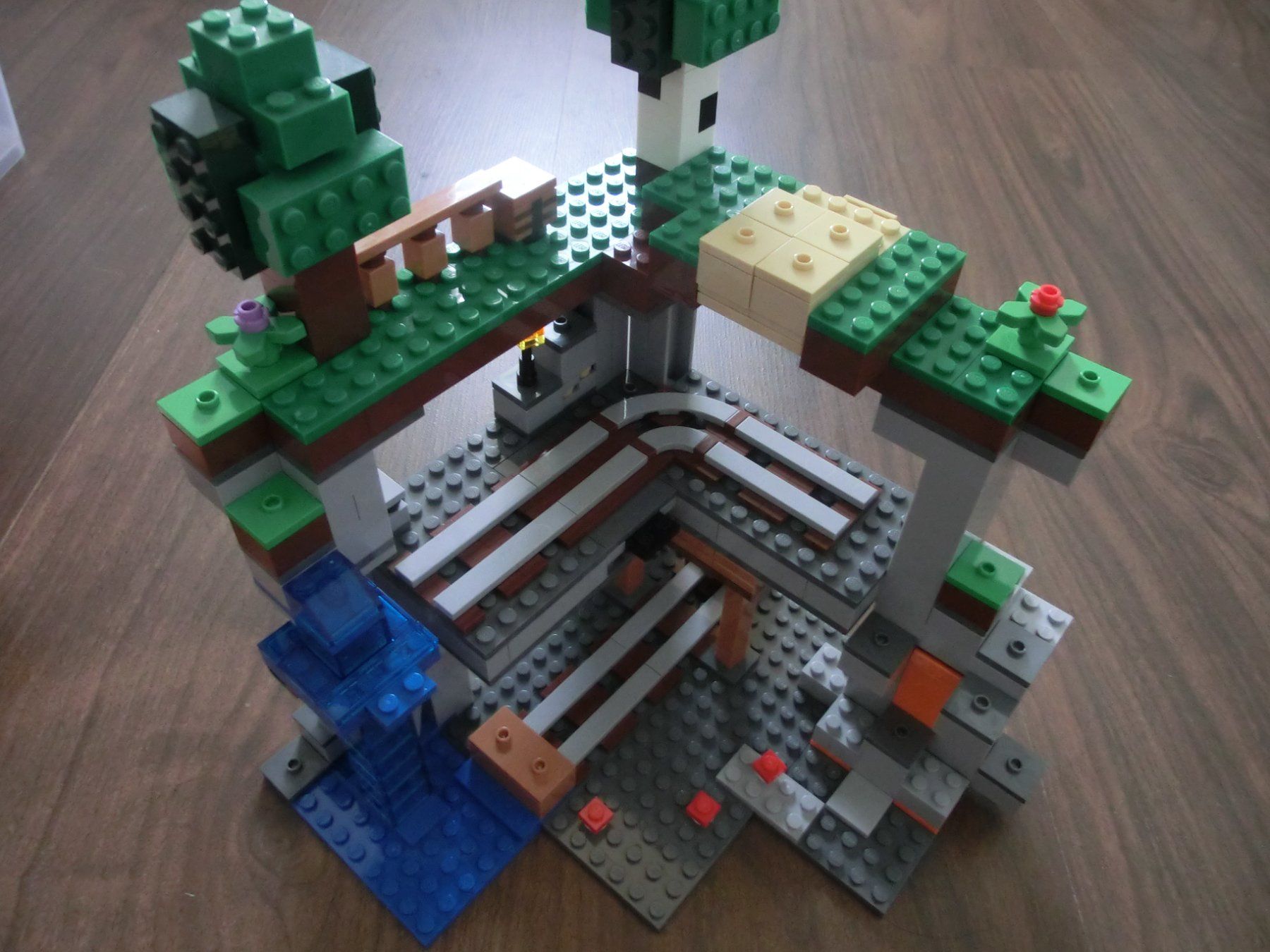 Lego Jeux de construction: Lego Minecraft 21169 Das erste Abenteuer – D'occasion à Heerbrugg par Doblinsky 9