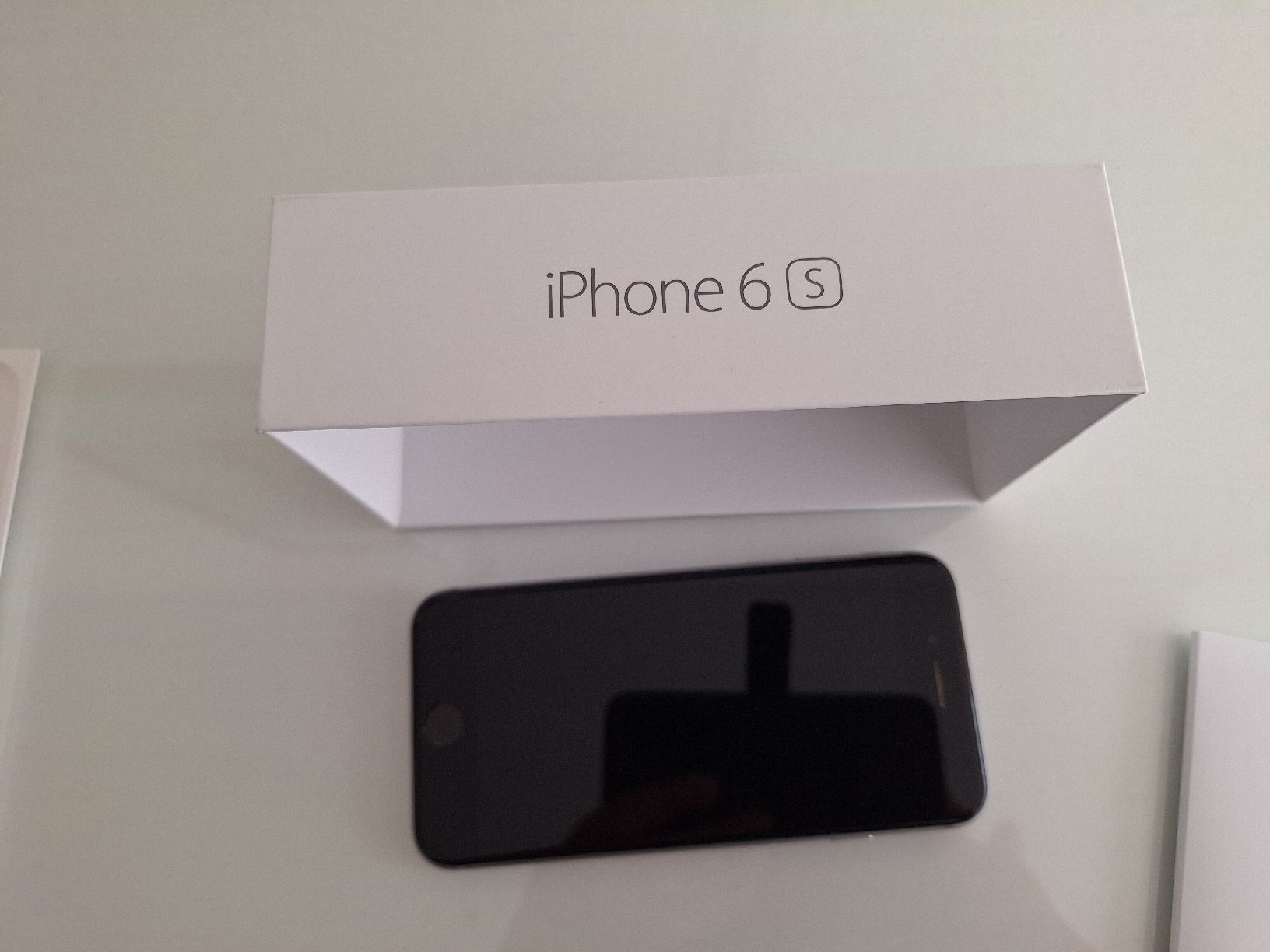 Apple Telefoni cellulari / Smartphones: Apple iPhone 6s Smartphone Space Grau mit OVP – Usato da Sissach venduto da luvama 1
