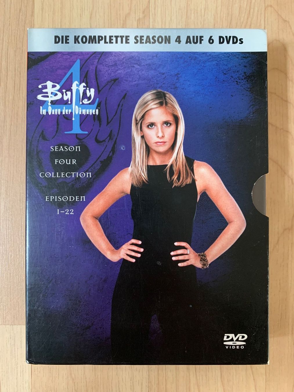 Alle DVDs: Buffy - Staffel 4 (DVD) – Gebraucht aus Sissach von BeetleMouse