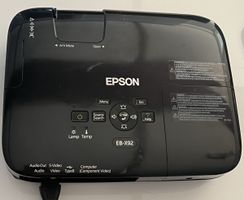 Epson EB-X92 LCD Multimedia Beamer Projektor 249 Std benützt
