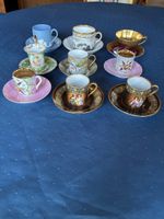 9 Antike  Moccatassen aus Porzellan