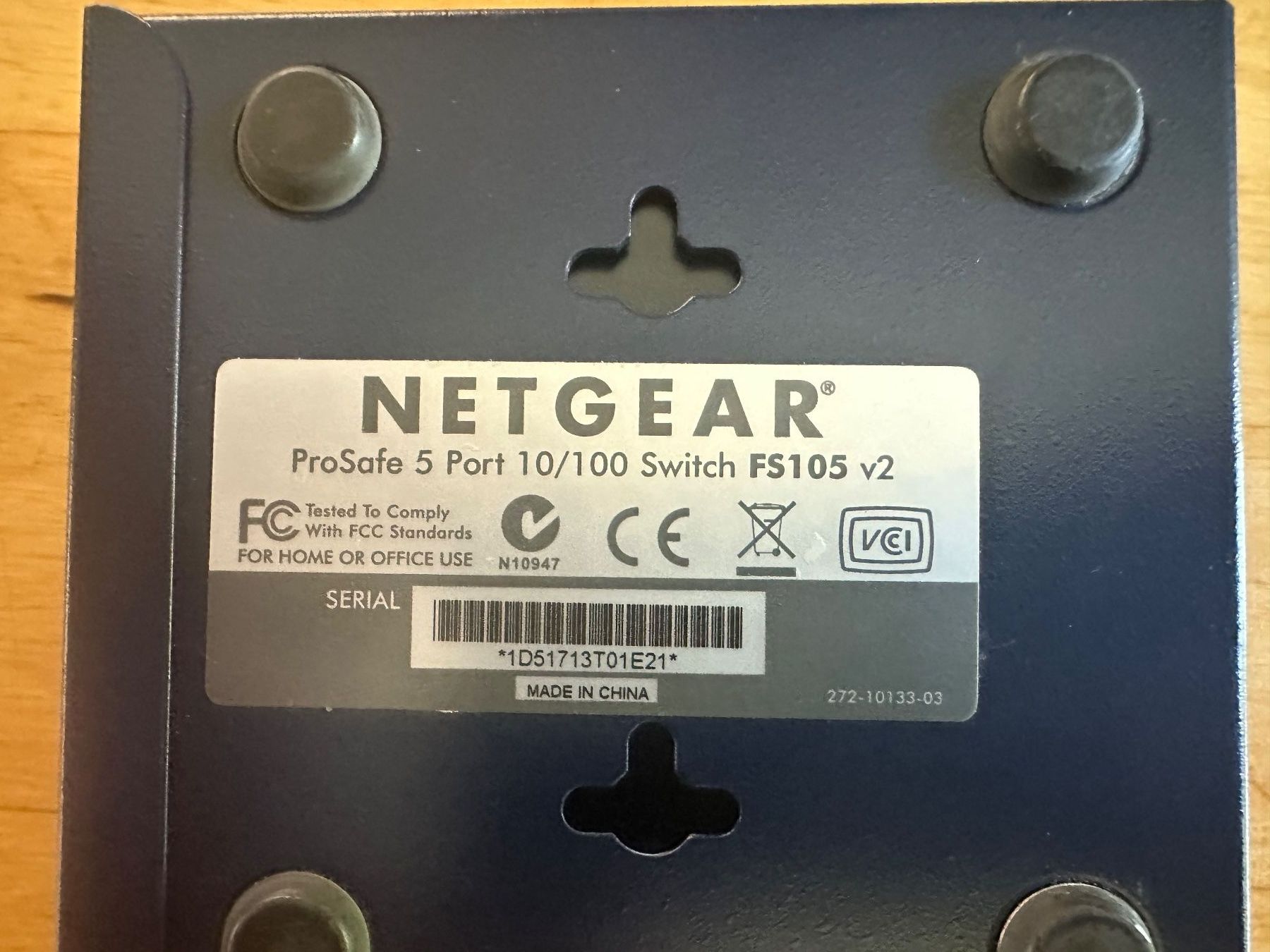 Netgear Hubs & Switches: NETGEAR FS105 v2 Switch 5 Port Fast Ethernet Switch – Gebraucht aus Stallikon von Rsiri 3