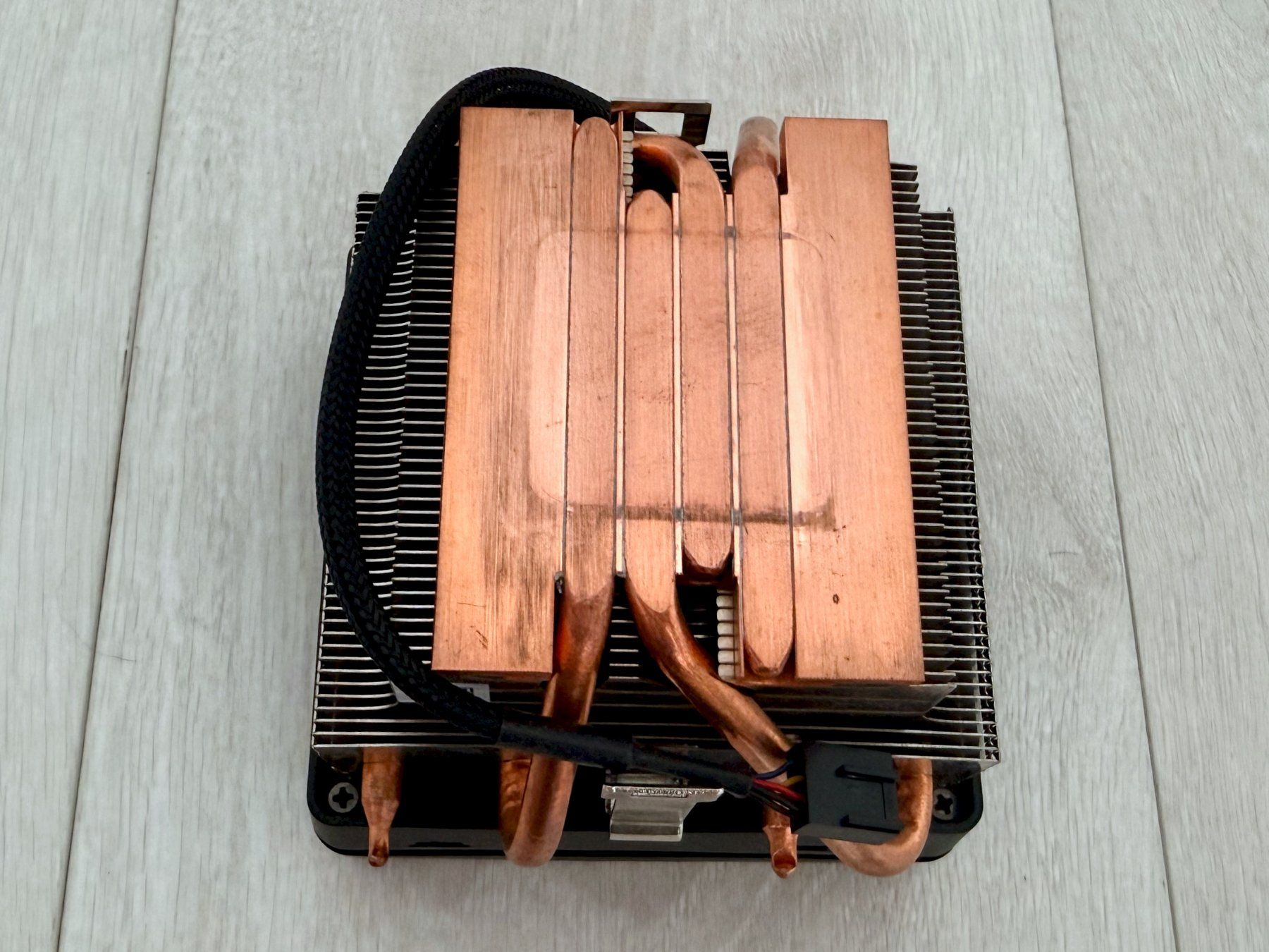Amd Componenti elettronici: AMD Wraith Prism RGB CPU-Kühler (AM4) – Usato da Thalwil venduto da MS_0811 1