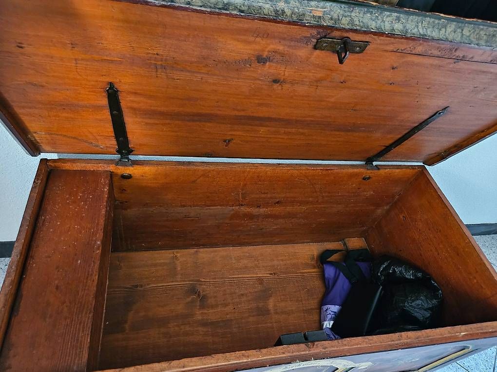 Cassapanche: Alte Holztruhe – Usato da Burgdorf venduto da sja_n7s8 2