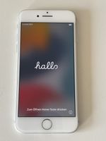 Apple iPhone 7 32 GB Silber mit Spigen Schutzhülle