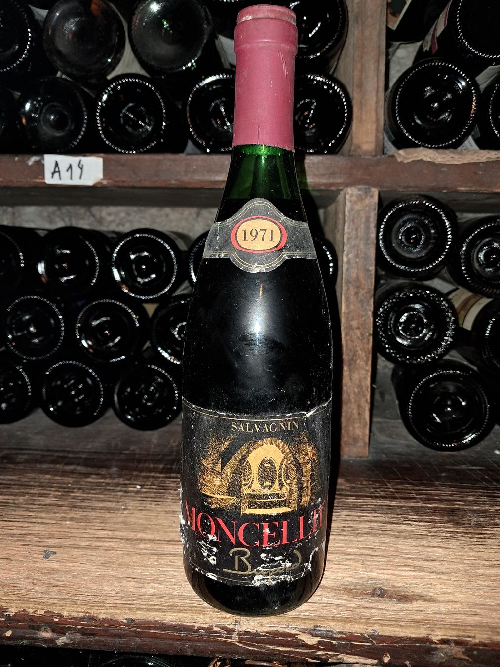 Vino: Salvagnin Moncell 1971 – Nuovo e nell'imballaggio originale da Le locle venduto da juliensaran