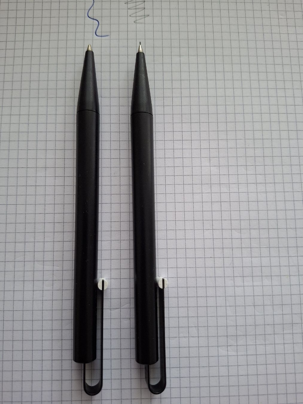 Penna & Evidenziatori: 2 Kugelschreiber PTT Design schwarz. – Nuovo (secondo la descrizione) da Uster venduto da mak_mw2n