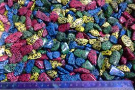 Dalmatiner Steine mix. gefärbt sehr schöne Farbe 500gr.