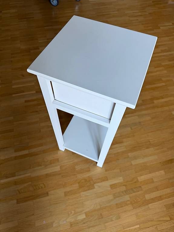 Comodini: Holz Nachttisch – Usato da Kriens venduto da ros_y9j8 1