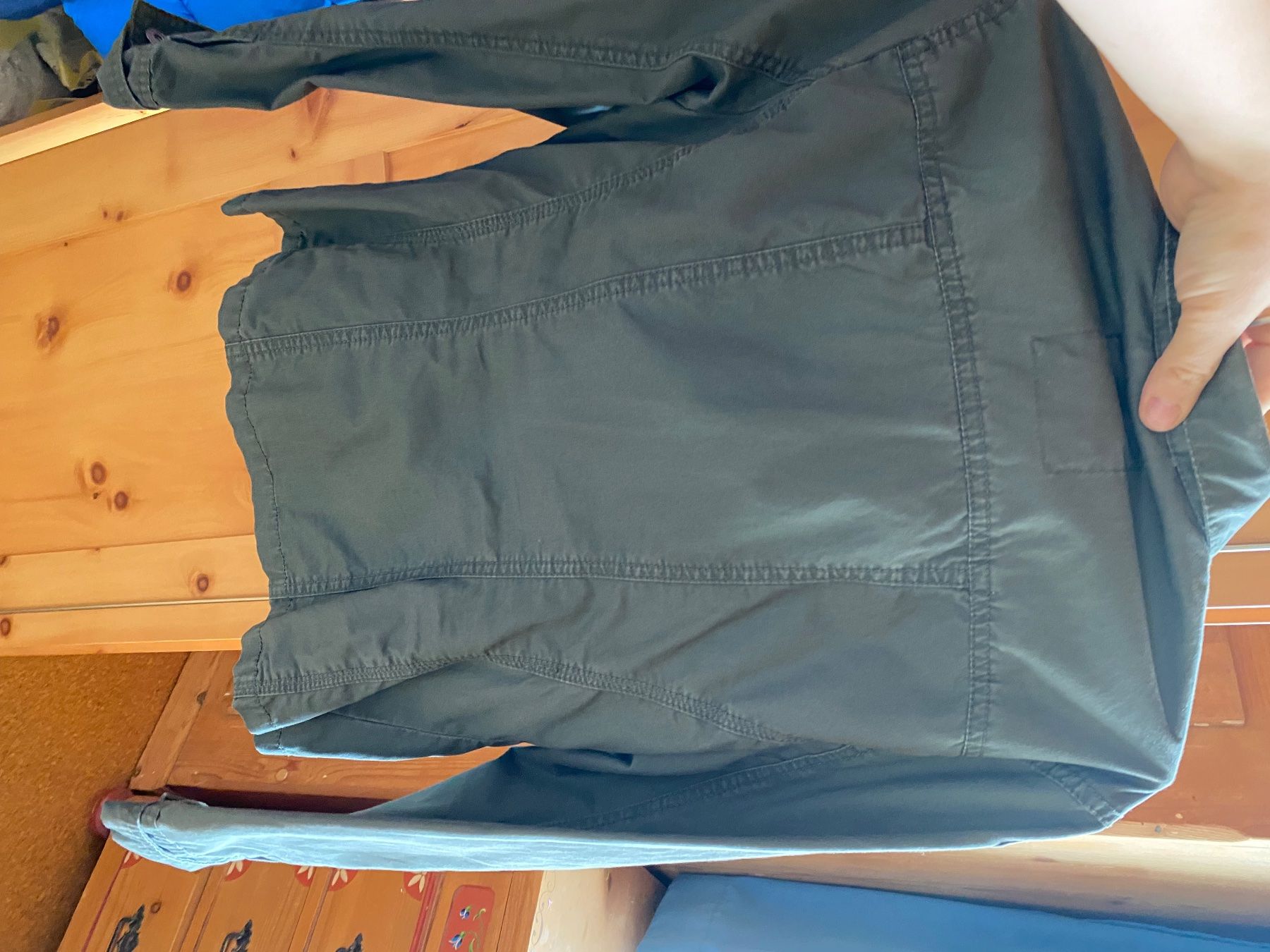 Jacken: Dennis Jacke, Olivgrün, Grösse 40 – Gebraucht aus Klosters von Rigi98 2