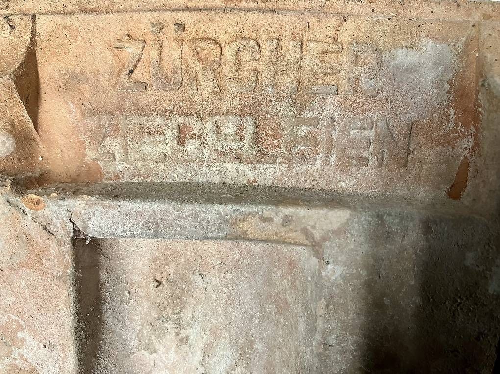 Pietre & tegole: Dachziegel – Usato da Chur venduto da ben_mvc5 4