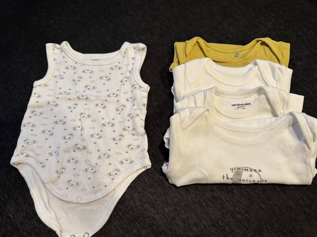 Unterwäsche: Kurzarm Bodys Grösse 62 – Gebraucht aus Menziken von Jimmyo86