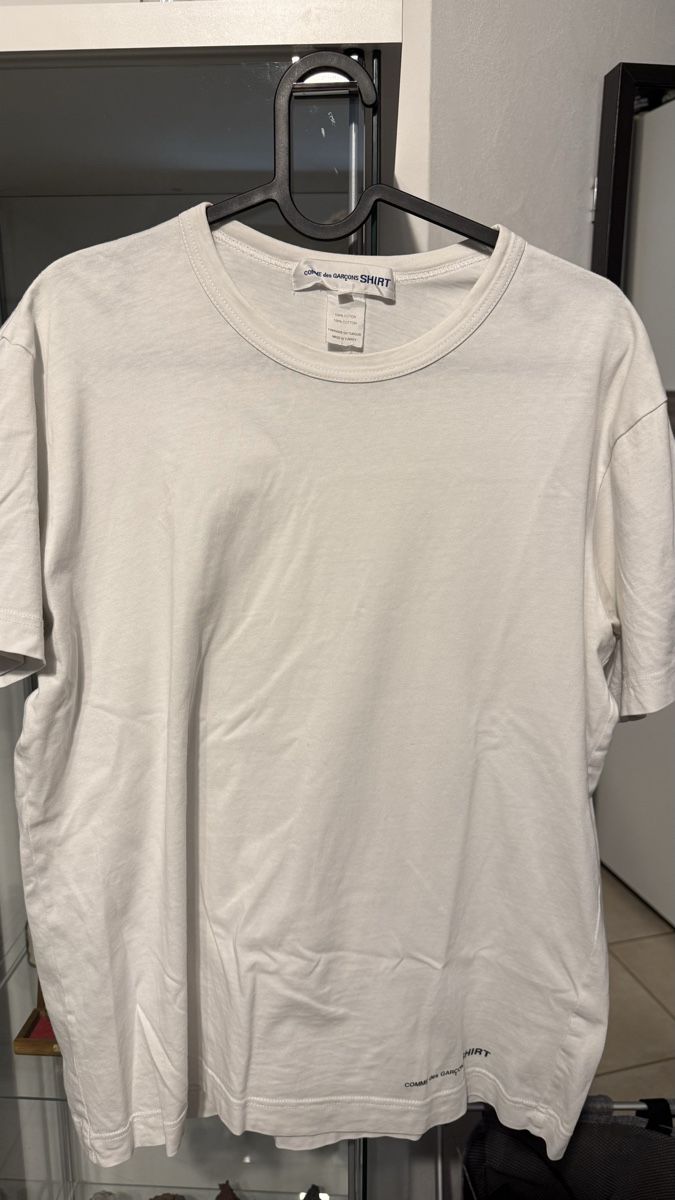 T-Shirts: Comme de Garçon Tshirt Grösse M – Gebraucht aus winikon von lfisch04