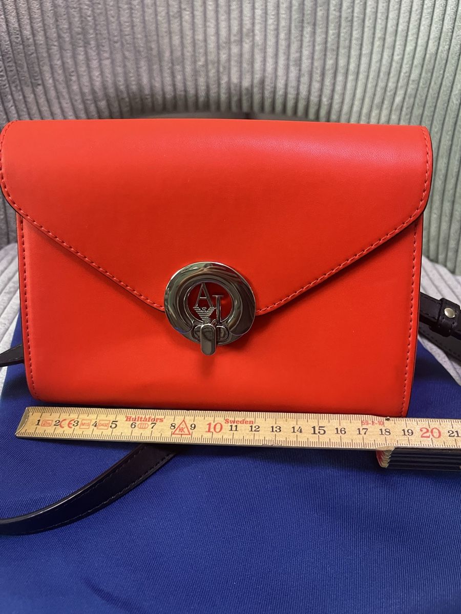 Armani Borse da donna: Kleine Tasche Armani Jeans – Usato da Dübendorf venduto da olh_rs5r 4