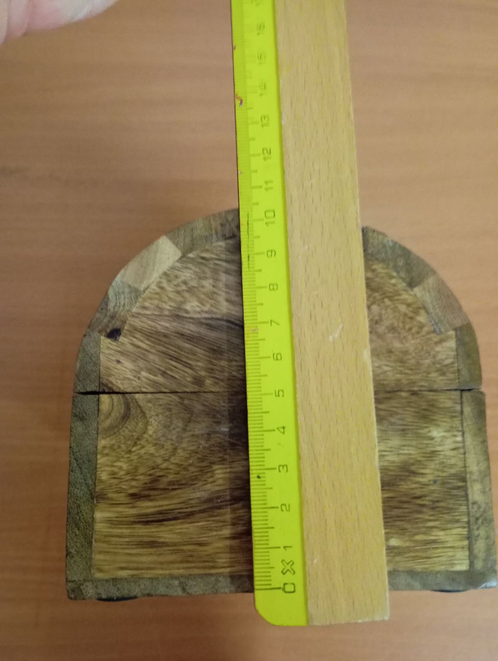 Cassapanche: Holzschatulle mit keltischem Muster  – Nuovo e nell'imballaggio originale da Winterthur venduto da pjuma01 3