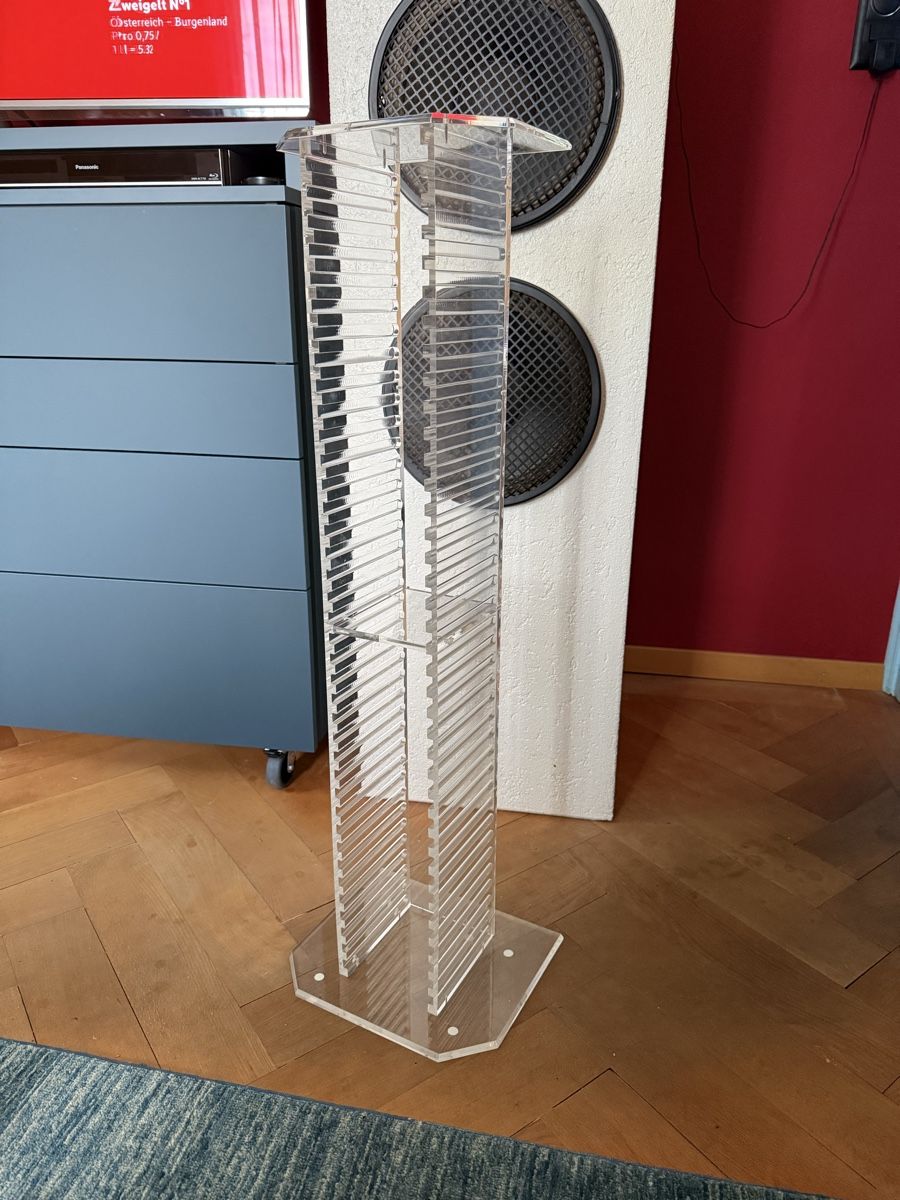 Scaffali: CD Regal transparent Acryl – Usato da Ennetbaden venduto da Data_100