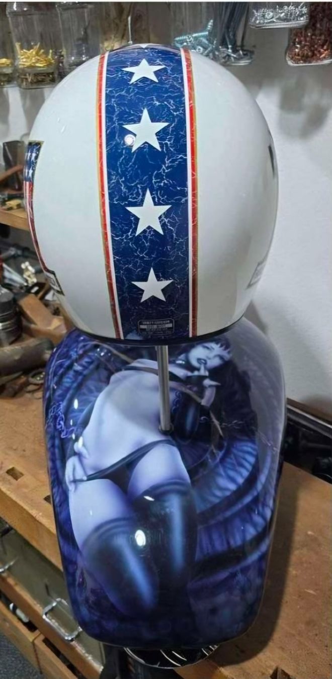 Lampade: Harley-Davidson Tank und Helm mit Beleuchtung – Usato da Birsfelden venduto da christhue1956 3