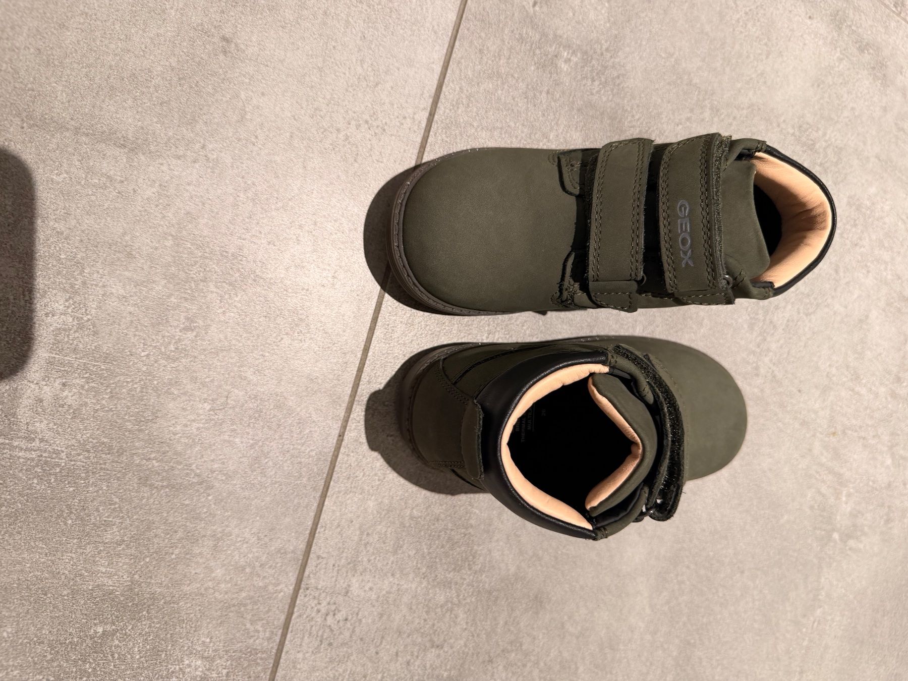 Scarpe per ragazzi: Geox Schuhe Gr. 26 - NEU – Nuovo (secondo la descrizione) da Oberwil BL venduto da saoudih 2