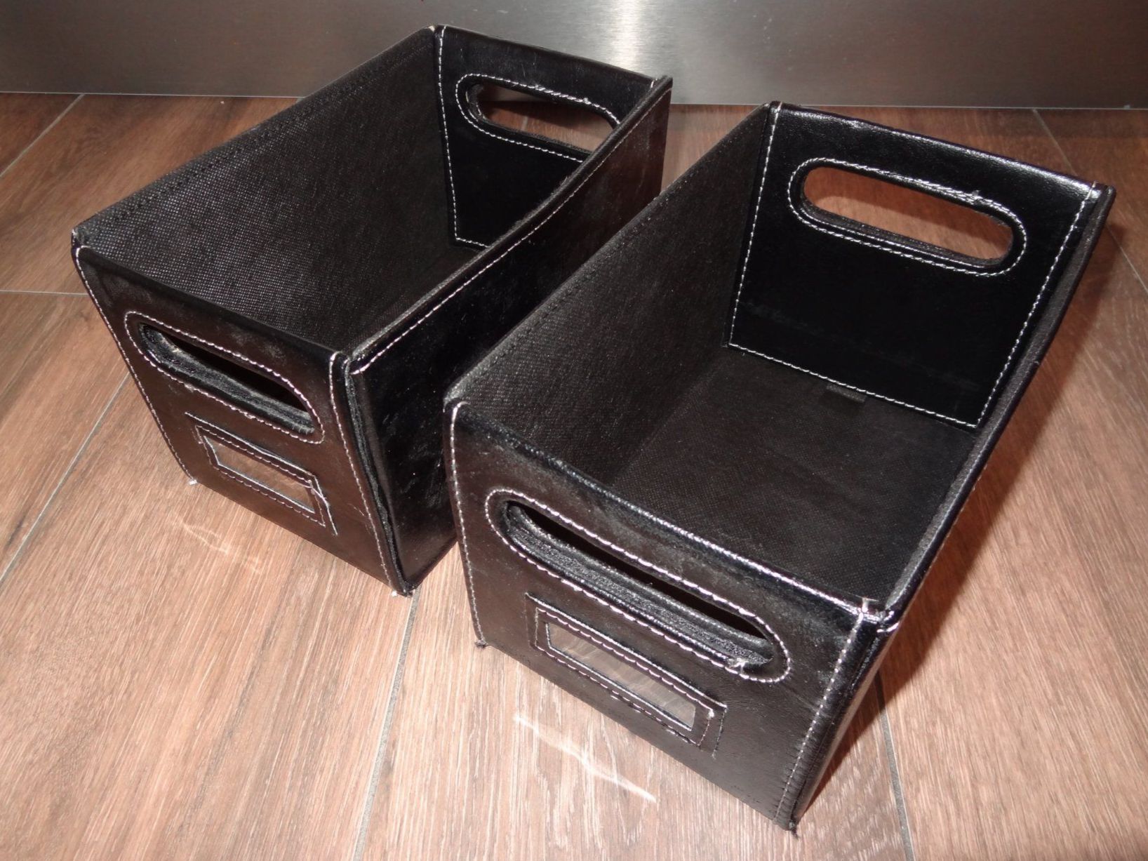 Ikea Altro per la casa: Lot de 2 boîtes de rangement noires – Usato da Satigny venduto da salvatore73