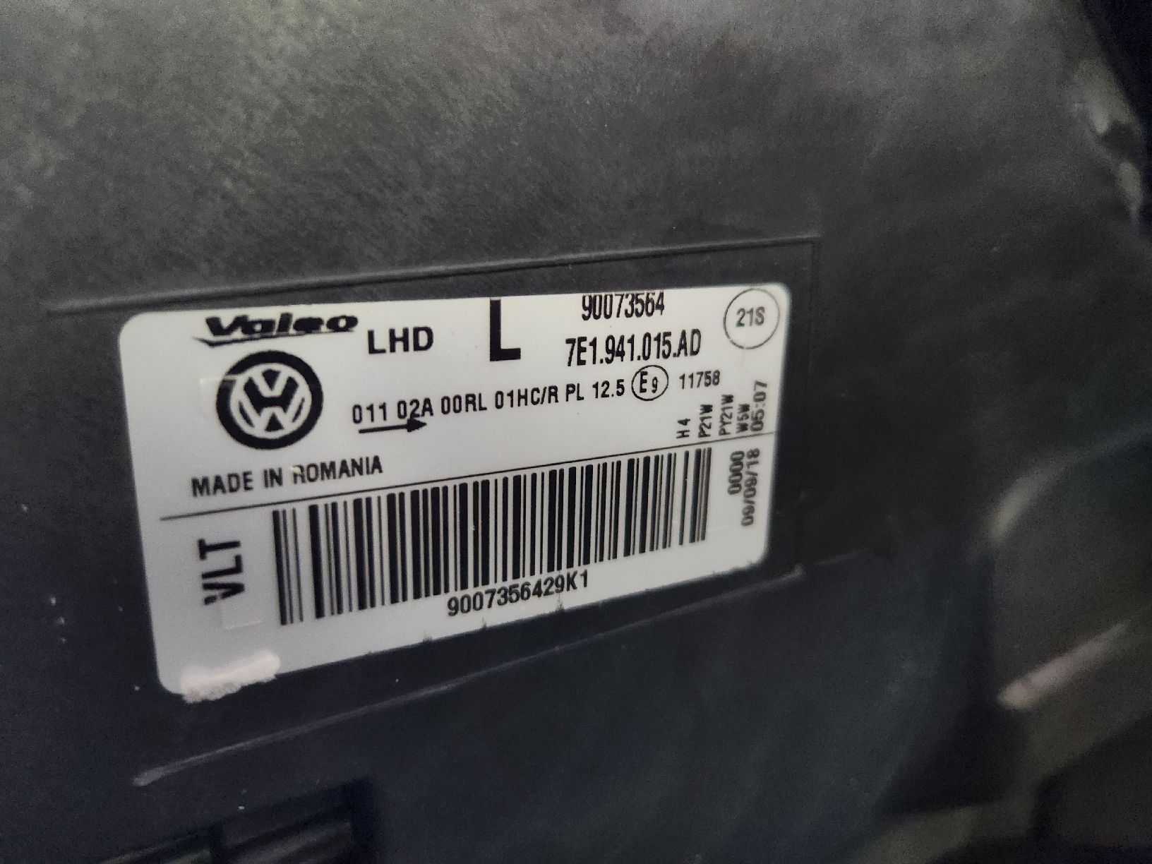 VW Fari: Scheinwerfer Original  VW T6 Multivan 2015-2019 – Usato da Rümlang venduto da AZAutozubehor 3