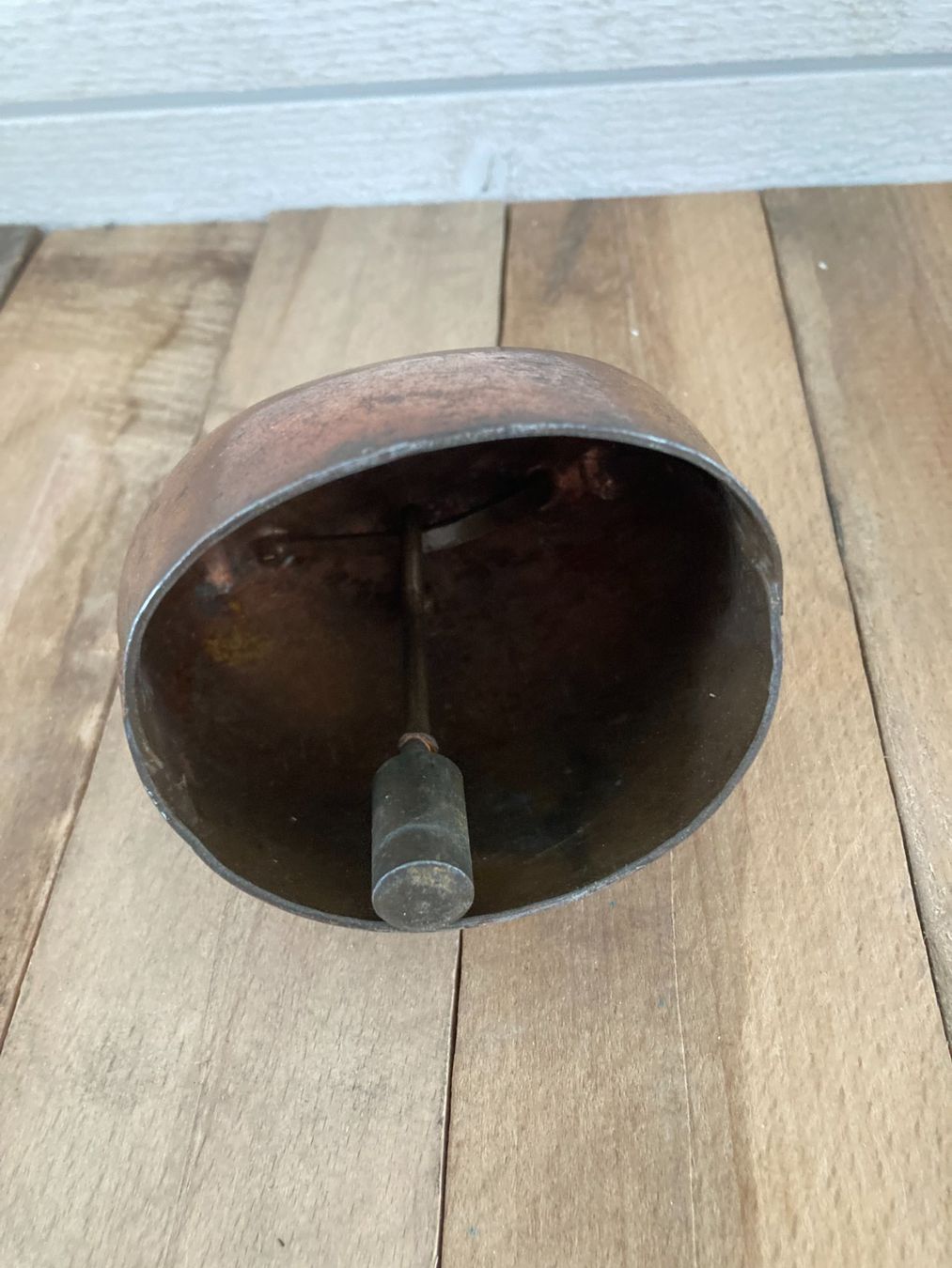Cloches & sonnailles: 2 anciennes cloches pour animaux – D'occasion à Vaumarcus par Arte-Lovers 3