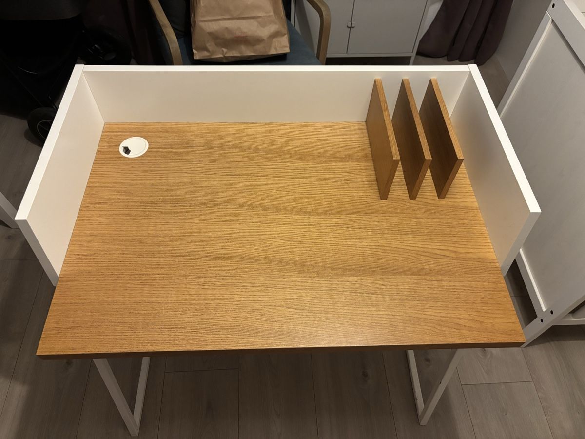 Bureaux: Petit bureau 90x60x73  – D'occasion à St-Saphorin-Morges par Justinedel 1