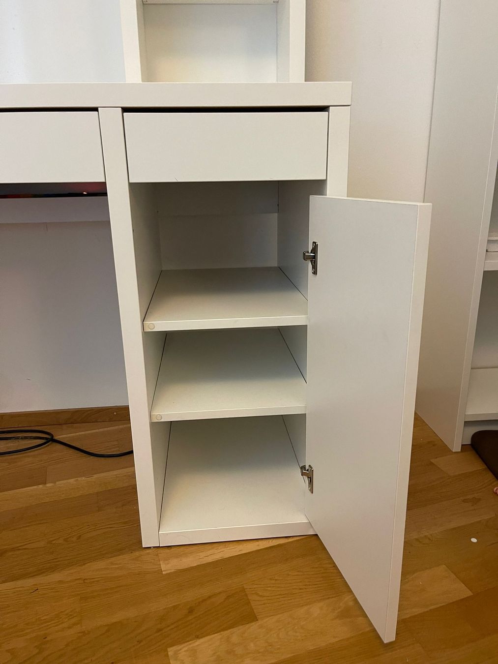 Ikea Schreibtische: Schreibtisch von der Ikea – Gebraucht aus Zürich von  1