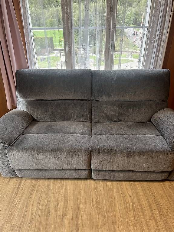 Divani: Elektrisch verstellbares 2-Sitzer Sofa – Usato da Wolfenschiessen venduto da ali_6dvv