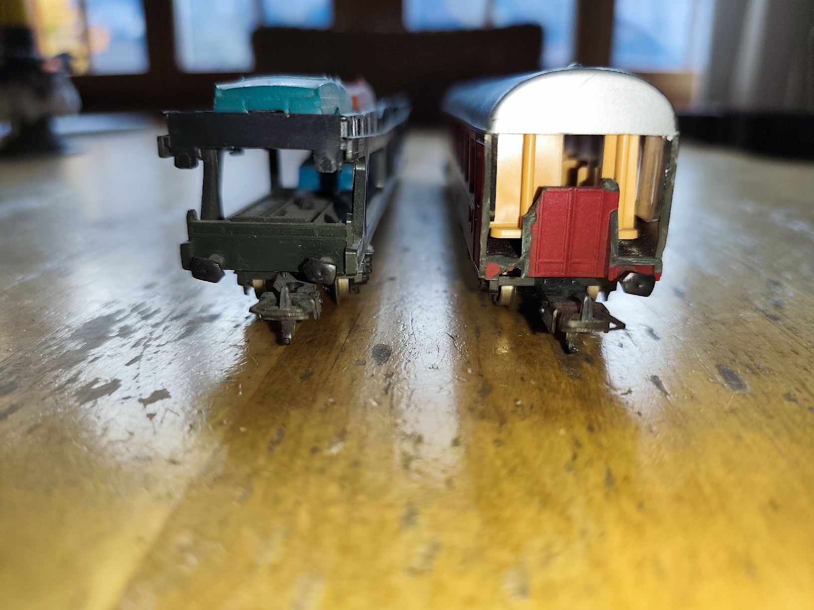Lima Modellini di ferrovie: Modelleisenbahn-Waggons – Usato da Brienzwiler venduto da Nytt-och-Bytt 4