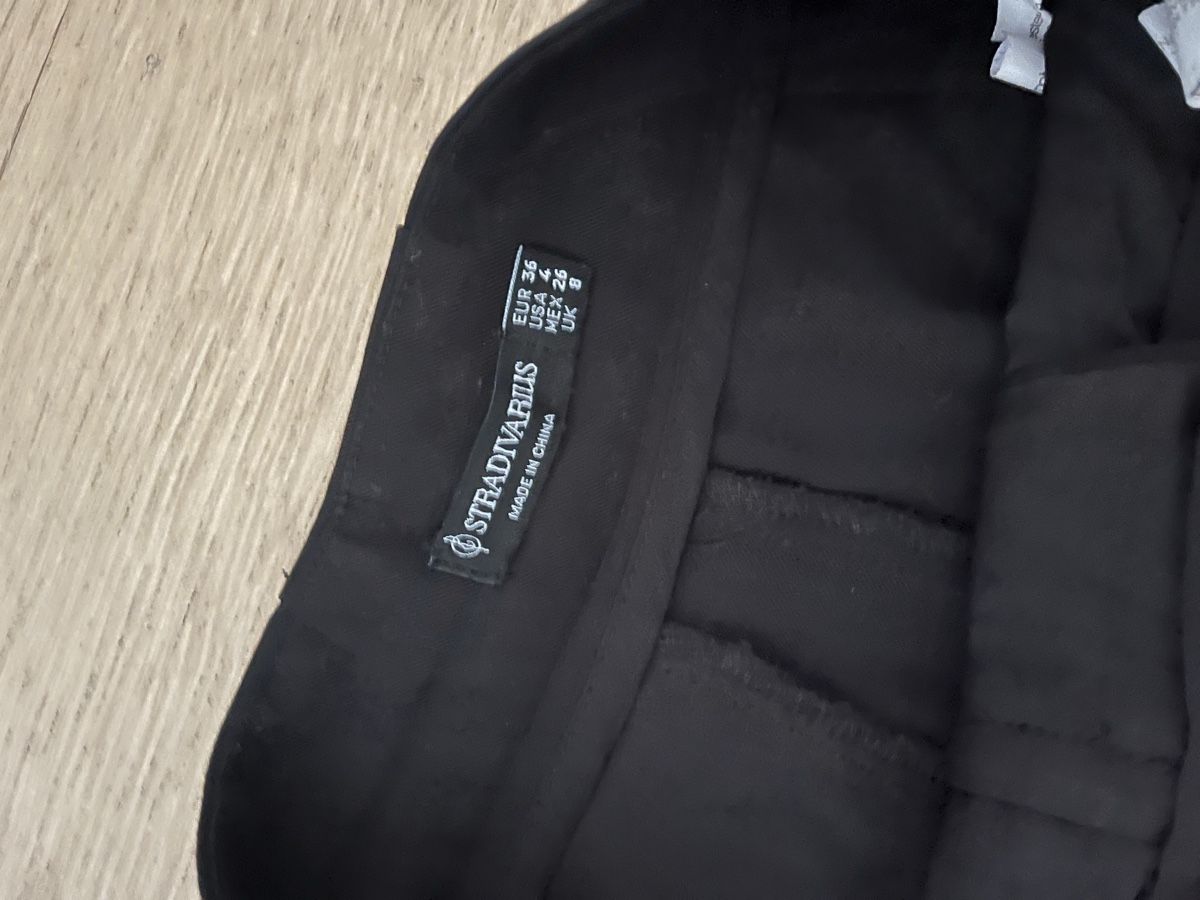 Stradivarius Pantaloni: Business Anzugshose Gr. S – Nuovo (secondo la descrizione) da Wetzikon ZH venduto da ev2_yg2g 1