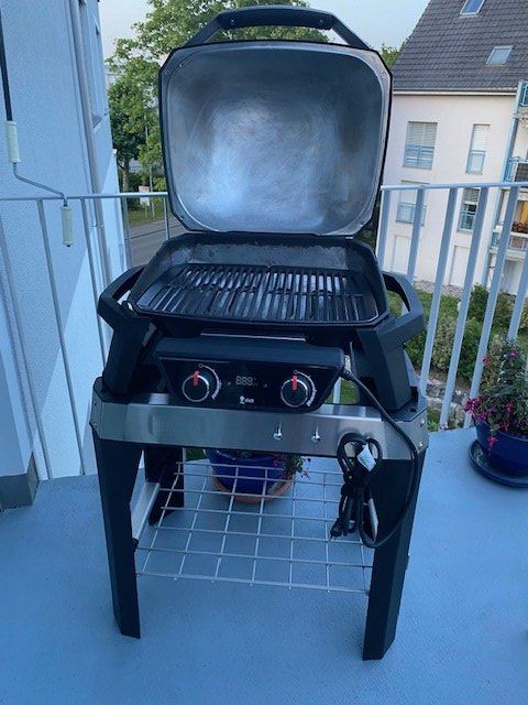 Weber Griglie: Elektrogrill Weber PULSE 2000 WCart BLK CH – Usato da Niederhasli venduto da Tigerproduct 8
