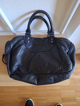 Schwarze Handtasche aus Leder, Liebeskind