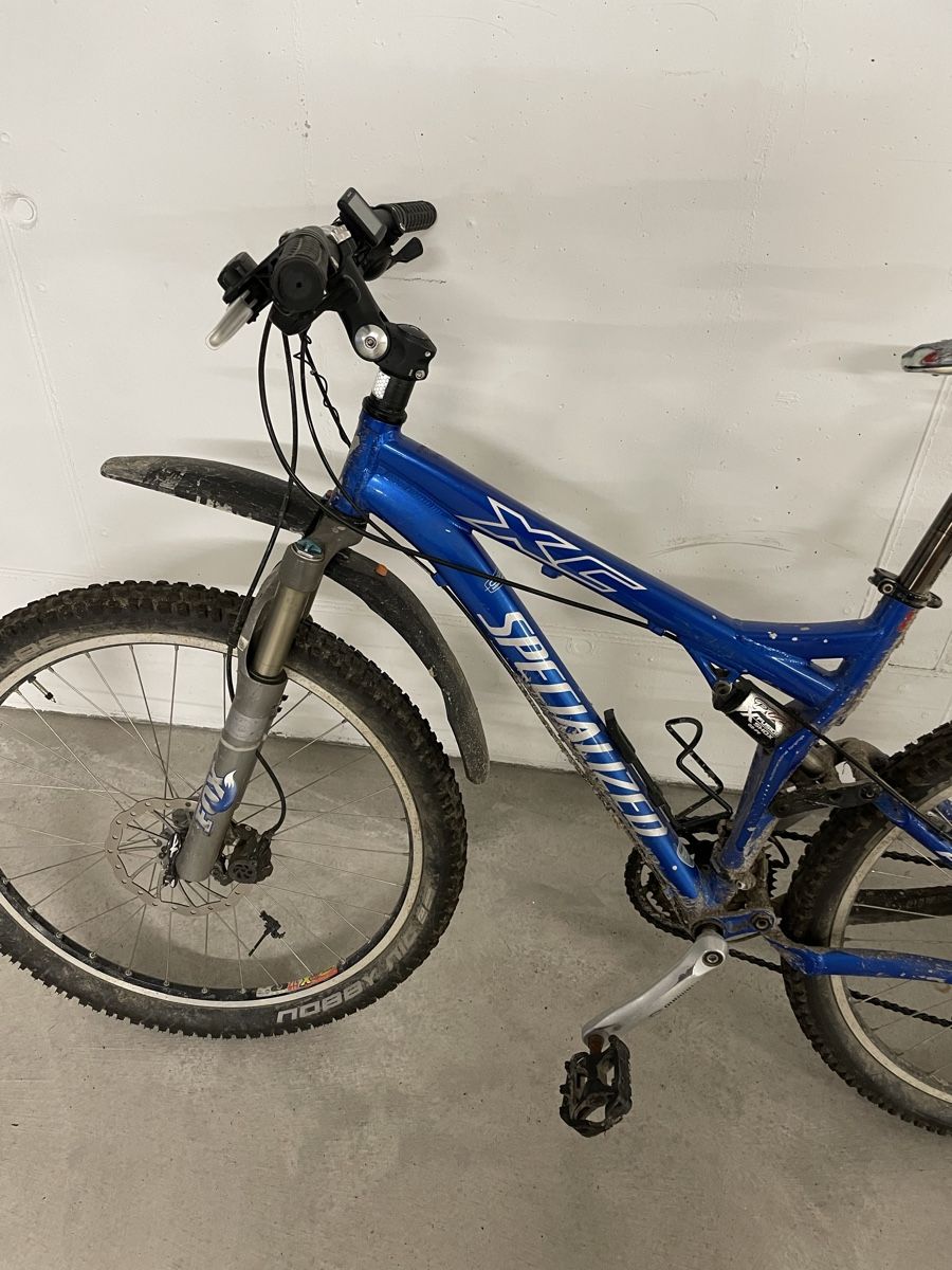 Specialized Biciclette: Specialized XC Mountainbike – Usato da Urdorf venduto da spacemetalfantasy 1