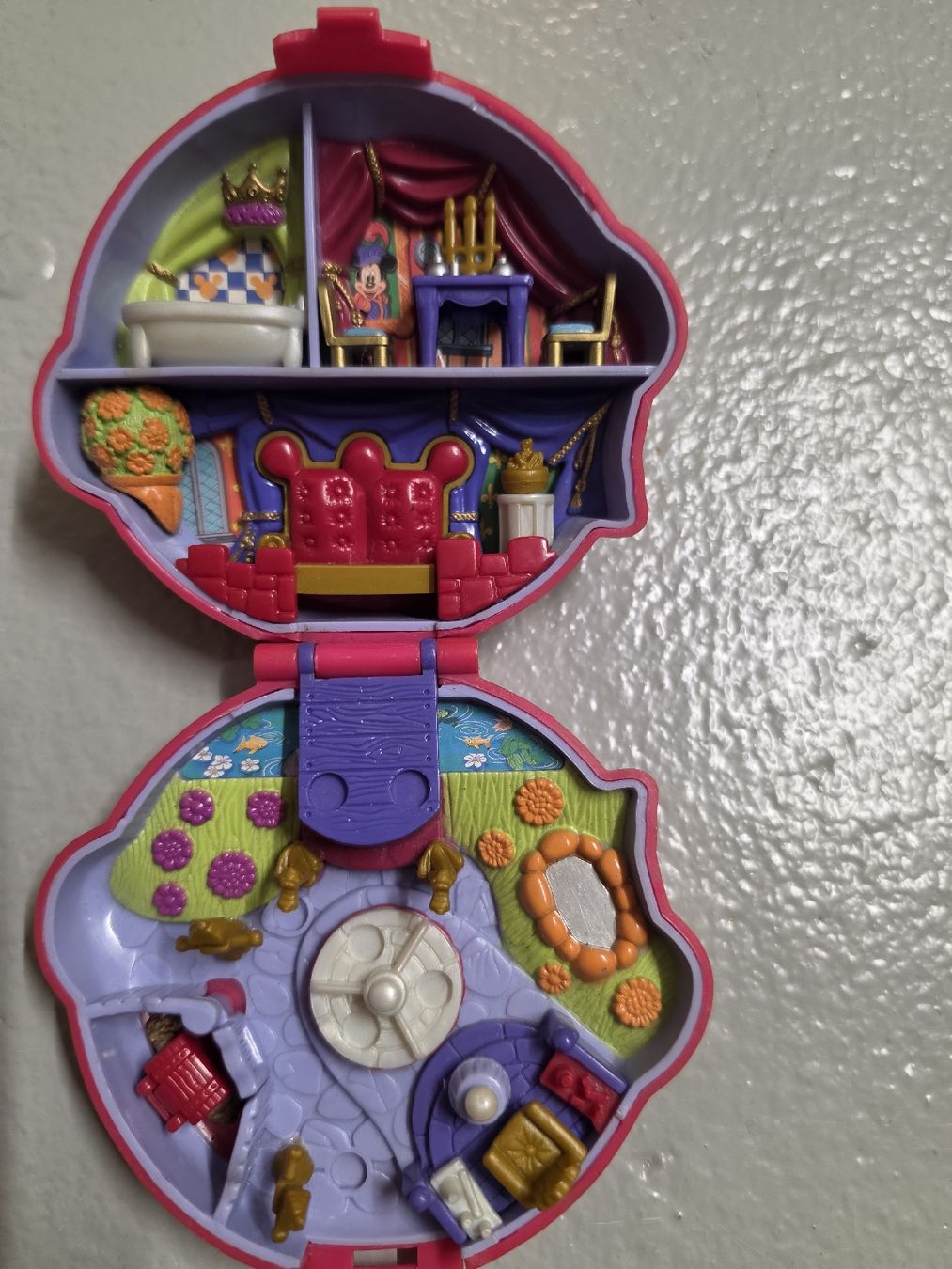 Polly Pocket Giocattoli: Polly Pocket mickey mouse – Usato da Kefikon TG venduto da Livline 1