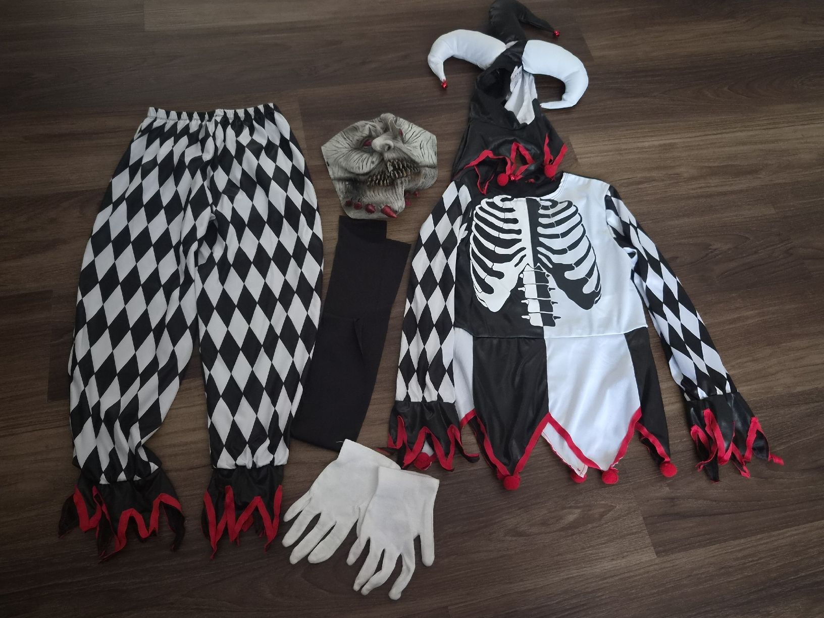 Kostüme: Verkleidung Sinister Jester Grösse 128 – Gebraucht aus Altishofen von tammy05 3
