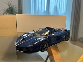 1:18 Ferrari LaFerrari Aperta BBR