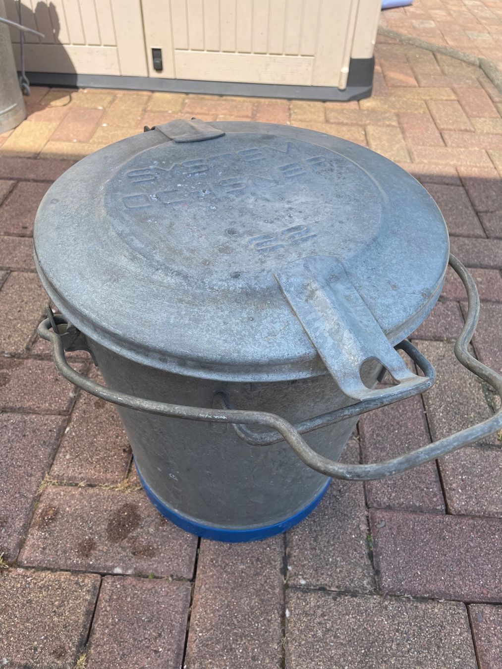 Ochsner Abfalleimer: Vintage Ochsner System Kübel 22l – Gebraucht aus Basel von RAMSESSOLEIL