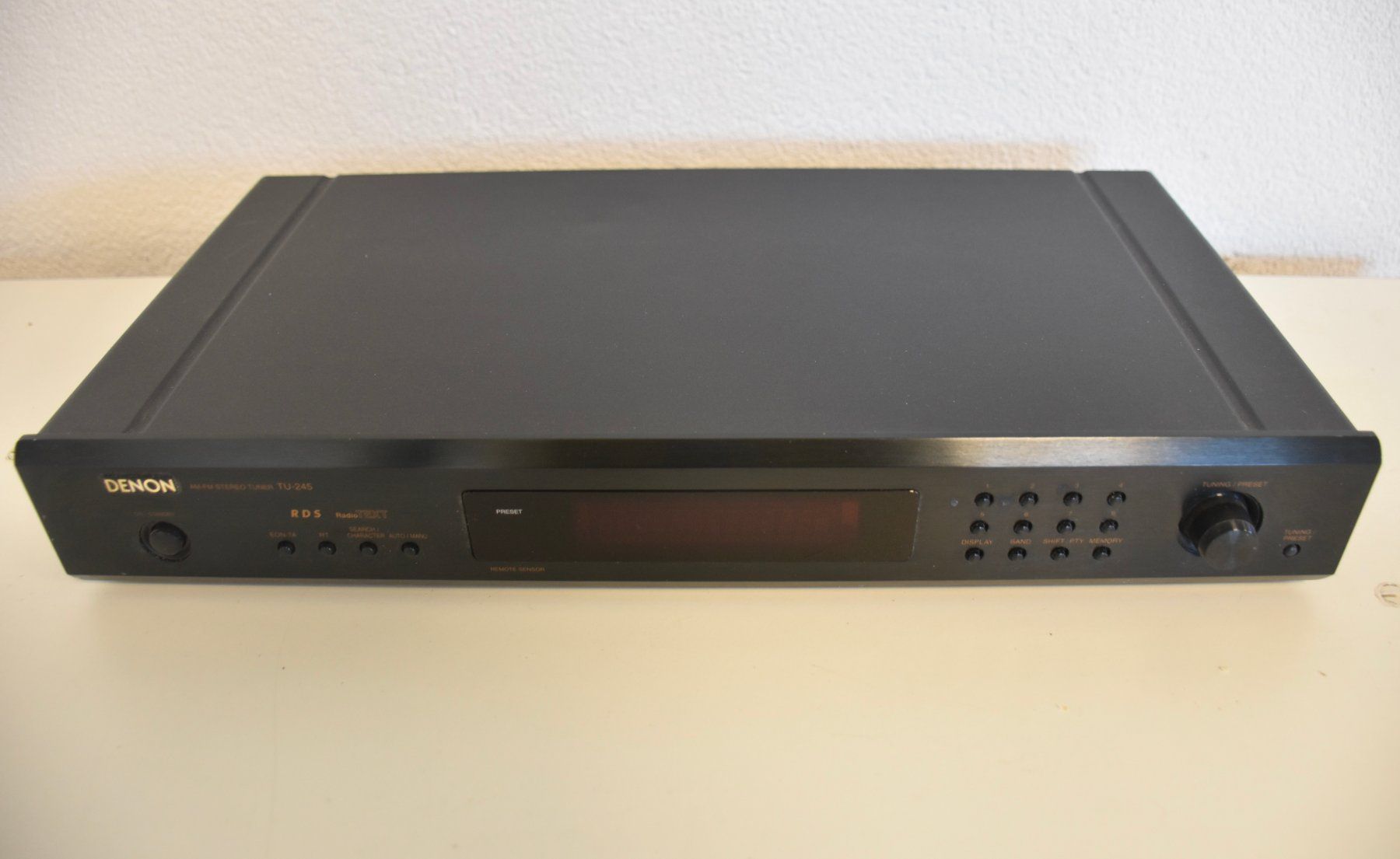 Denon Radios: Tuner Denon TU-245 – Gebraucht aus Fribourg von Maiko0