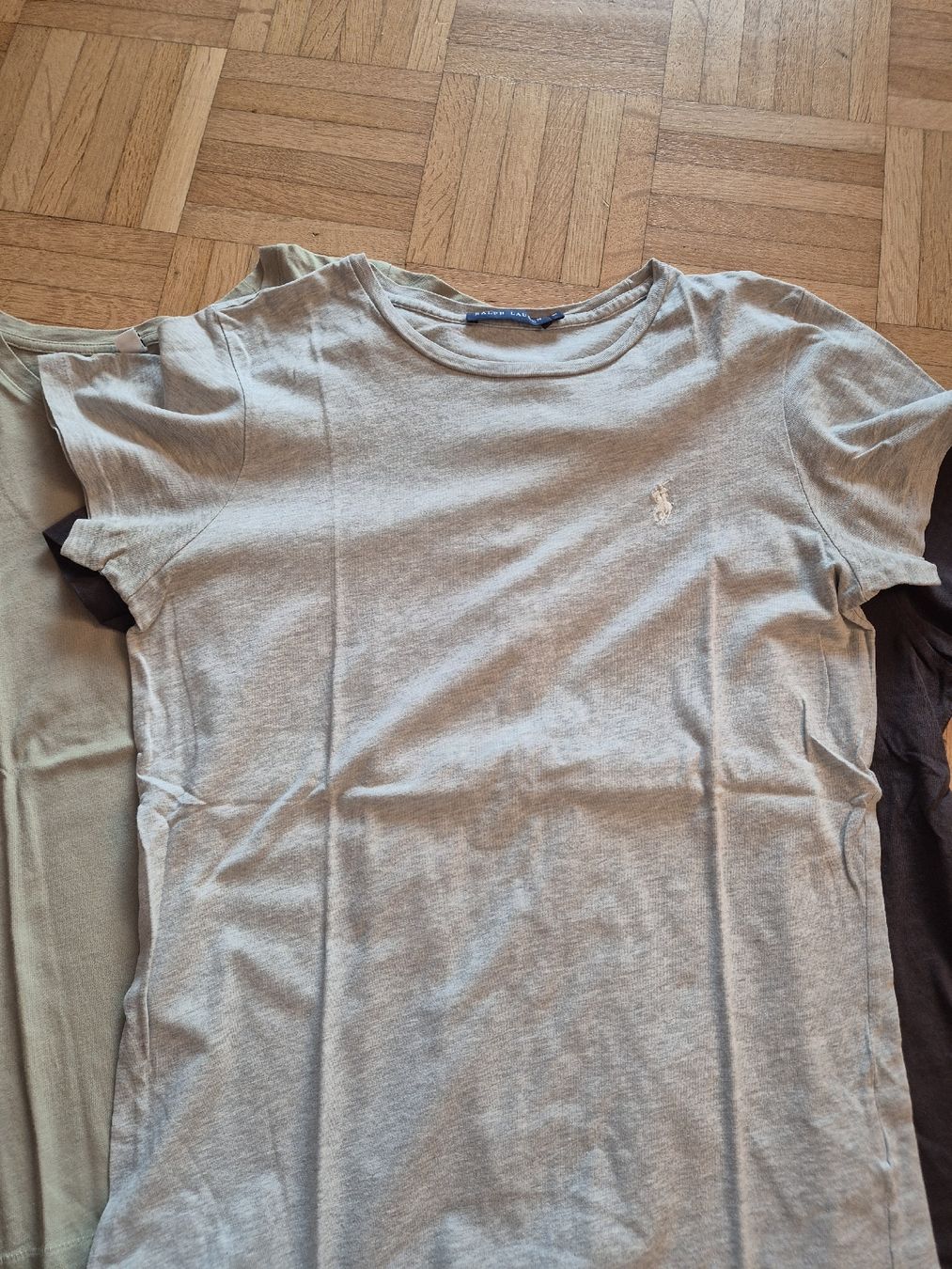 T-shirt: 3 t shirt – Usato da Pfäffikon SZ venduto da vale_111 5