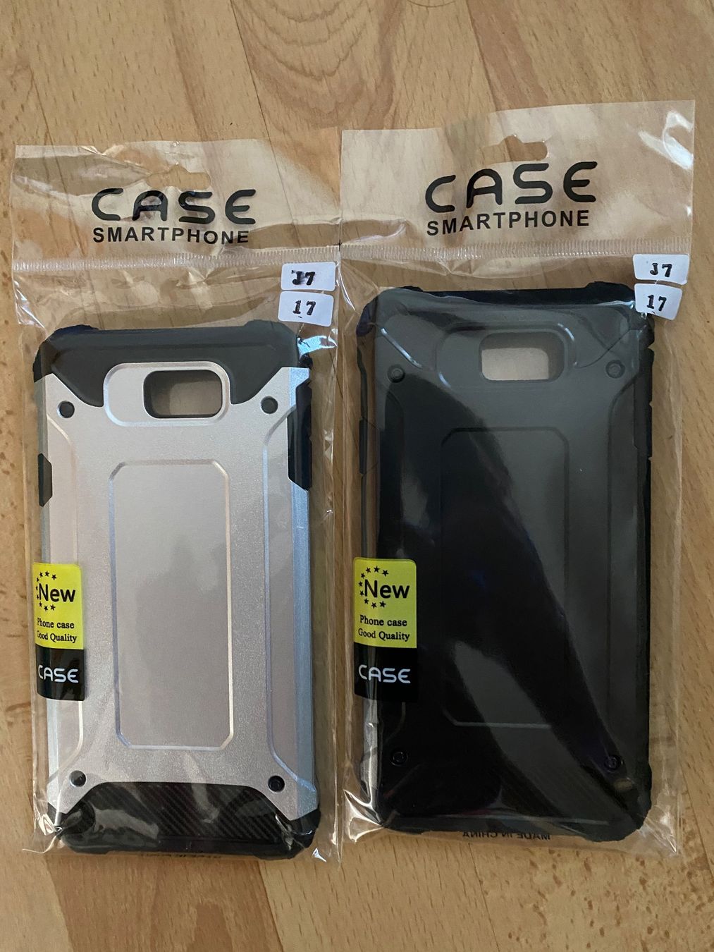 Cover & Protezioni schermo: étuis pour samsung J7 – Nuovo e nell'imballaggio originale da Marly venduto da Rage_ 3