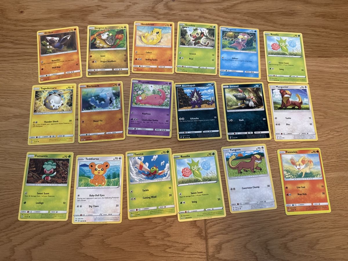 Pokémon Carte collezionabili: Pokemon Set – Usato da Küssnacht am Rigi venduto da POSTOMASTER