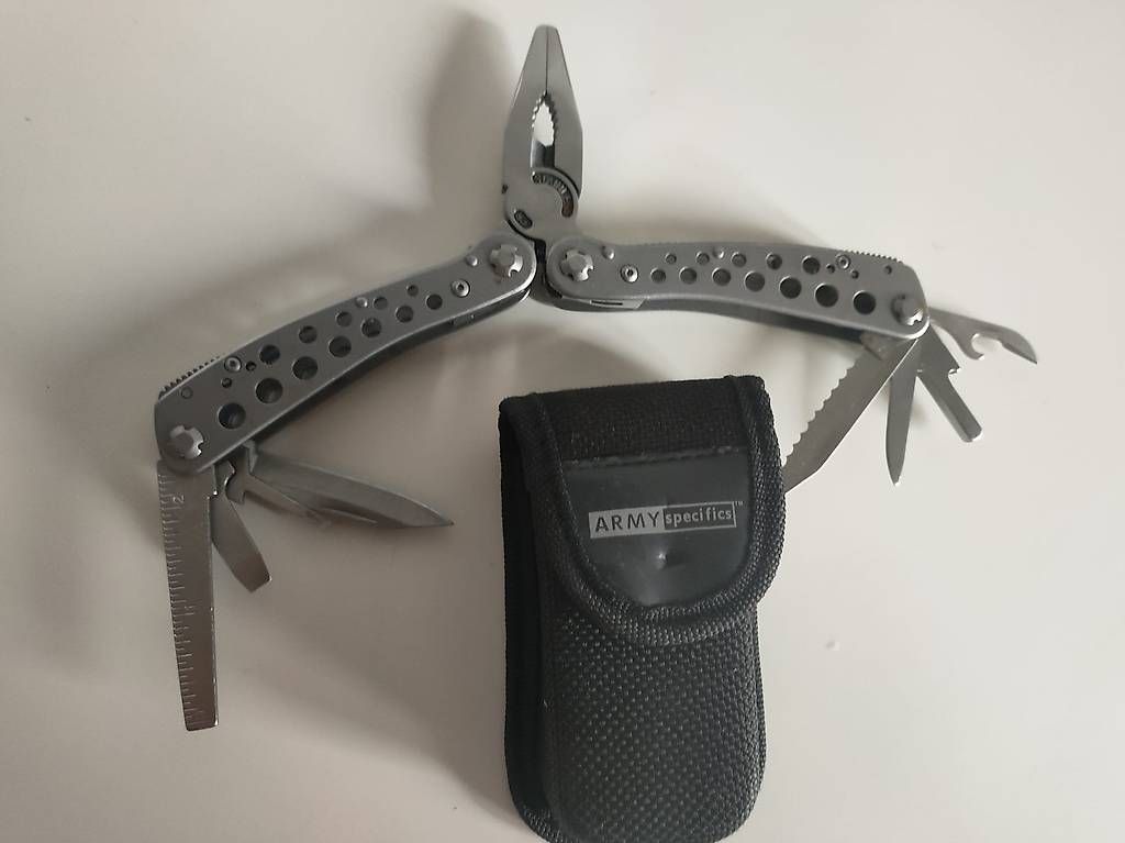 Coltellini militari: Multiutensile Army Specifics con astuccio - Ottime condizion – Usato da Agno venduto da ant_tx57