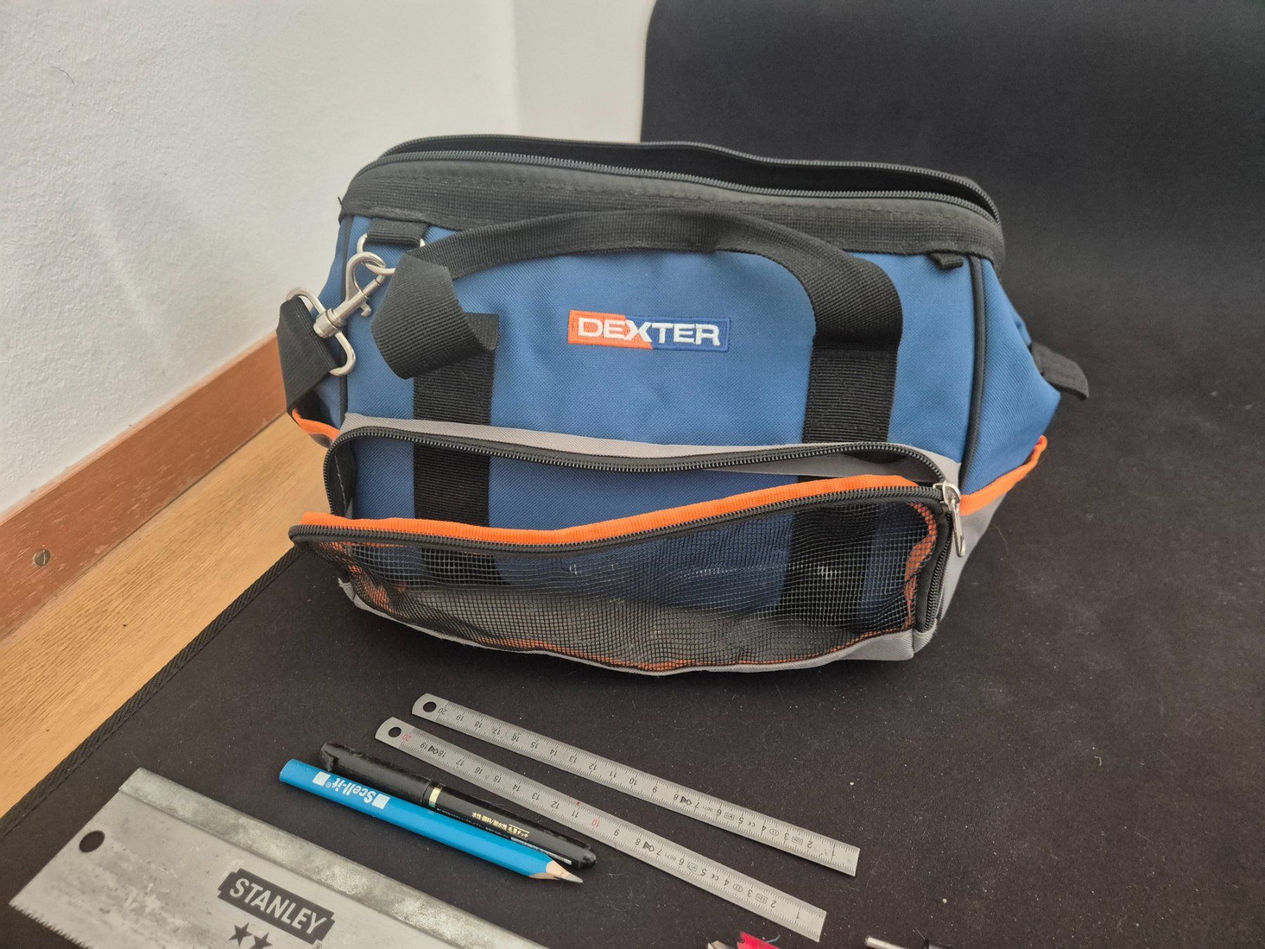 Tutti gli attrezzi: Kit trousse à outils – Usato da Crissier venduto da por_7ww6 1